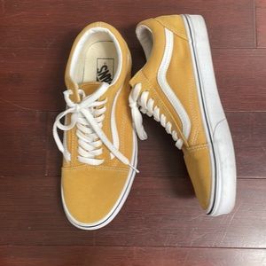 Yellow Lightly used old skool vans mens 8.0 women’s 9.5 
Minimal signs of wear